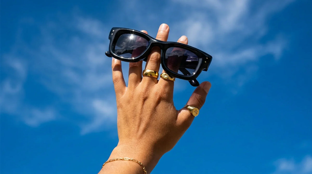 SUNGLASSES
