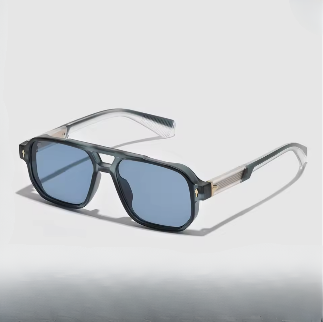 TRADERS