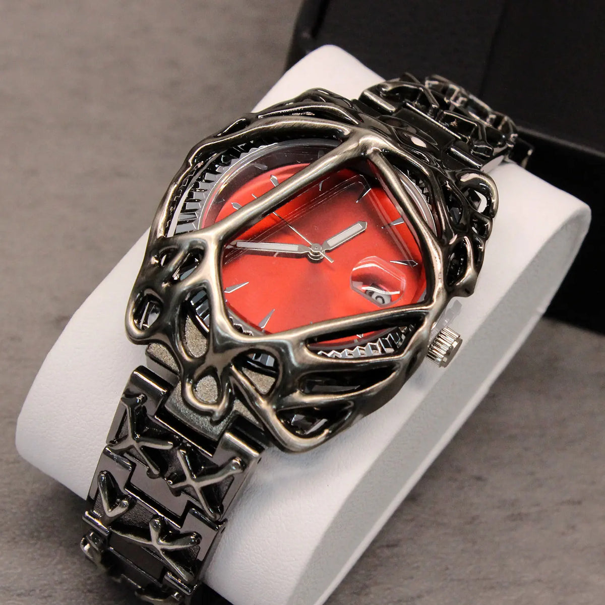 Spider Web Dial Y2K Retro Quartz Watch